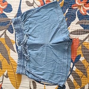 LOFT Cambery pull on shorts sz M